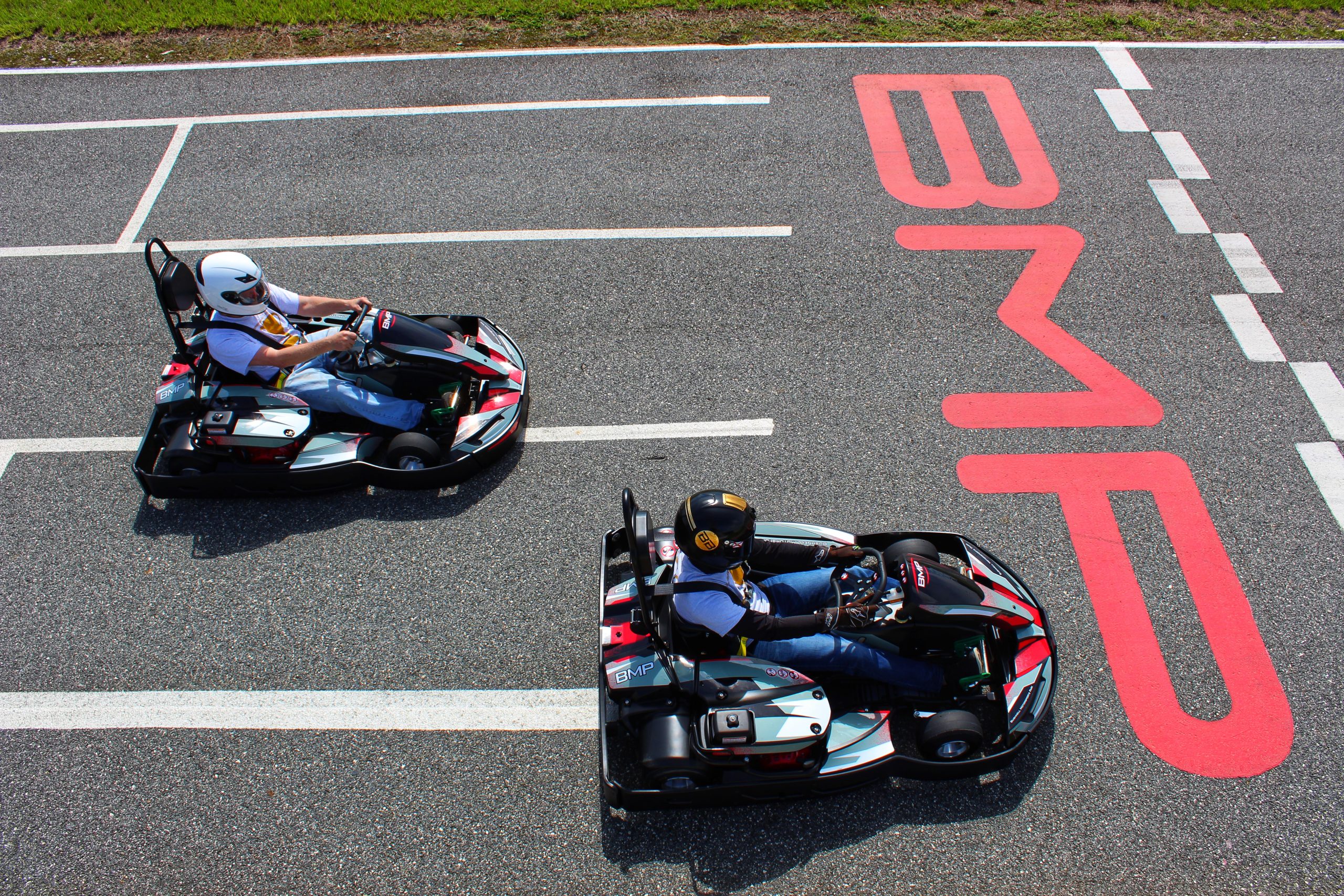 IMG_5937 Exciting wheel-to-wheel karting action at Bushnell Motorsports Park